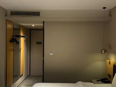 -汉庭优佳酒店(深圳宝安万达广场店)