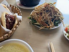 -闫家驴肉老店(华电一校店)
