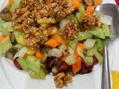 琥珀合桃丁-佛有缘素食馆·荔湾老字号(陈家祠首店)