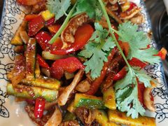 -乐山食古香跷脚牛肉