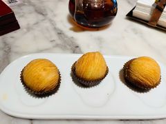 猫山王榴莲酥-蝴蝶里·粤菜·点心(滨江龙湖店)