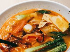 -蒙自源米线大王(东站店)