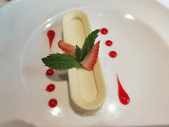 -Erman岩烧牛排(虹桥南丰城店)