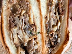 芝士蘑菇烤牛肉三明治-Al Salam莫的三明治