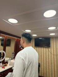 -绅仕門男士理发馆