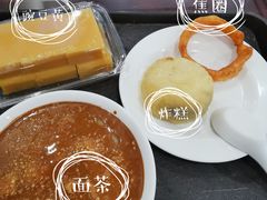 -聚德华天护国寺小吃(甜水园店)