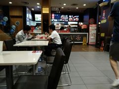 大堂-肯德基(杭州和平饭店)