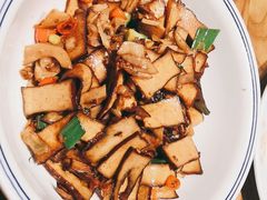 -爱碗亭·鲜炒湖南菜(壹城中心店)