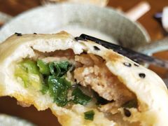 衢州土猪肉小烤饼-坊门老街(宜山路店)