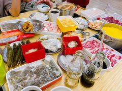 -杨老板·海鲜集市火锅·鲜切牛肉(中防万宝店)