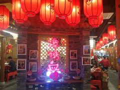 景观位-谭鸭血老火锅(龙湖宝山天街店)