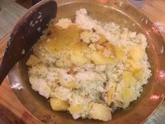 -郑件洋芋饭庄