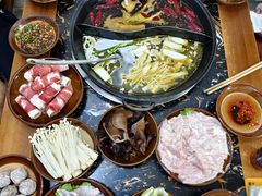 -重庆故事姊妹老火锅(财经学院店)