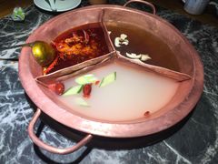 -潮辣重庆火锅(二七万达店)