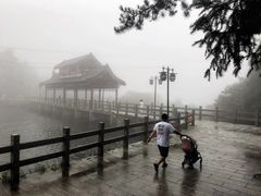 -罗田薄刀峰风景区