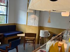 -彳亍咖啡·这里(水湾路店)
