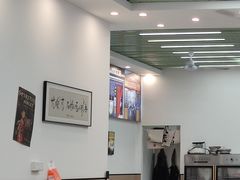 -汤小云火锅米线(钻汇广场店)