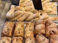 -Dough&Joe团憩(瑞虹天地月亮湾店)