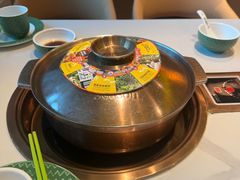 -润园四季椰子鸡火锅(卓越INTOWN店)