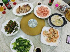 -鹏城人家海鲜酒家·23年老字号(较场尾店)