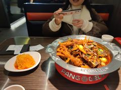 -胖哥俩肉蟹煲(湖滨银泰in77店)