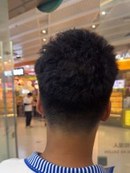 -川和潮人