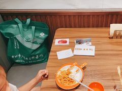 -必胜客(欢乐颂店)