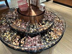 夹心巧克力-Laderach 莱德拉(上海环贸iapm店)