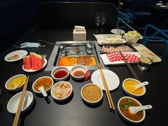 -海底捞火锅智慧餐厅(中骏世界城店)