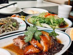 烧腊双拼-玉兰苑一等茶餐厅