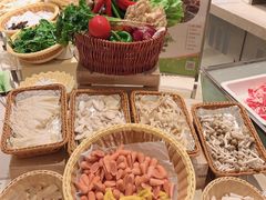 -东方滨江大酒店·滨江厅