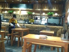 大堂-弄堂咪道-饭香·面香·馄饨香(兴梅店)