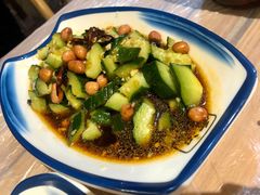 凉拌黄瓜-早酒肖汉老味拌面