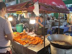 -班赞海鲜市场胖阿姨加工点