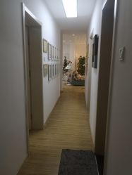 -YooMee优美智能科技美肤机构