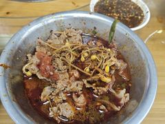 -苗侗地道红酸.酸汤鱼·酸汤牛肉