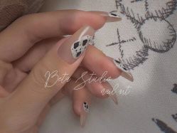 -MOMO·Nail美甲美睫