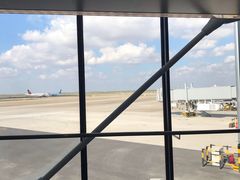 -金鹏航空有限责任公司(祝潘公路店)