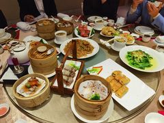 -广州中心皇冠假日酒店·百粤楼