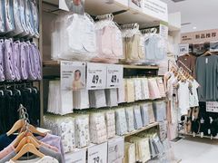 -优衣库(上海金桥国际商业广场店)