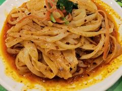岐山擀面皮-令氏家外家周秦食府(高新店)