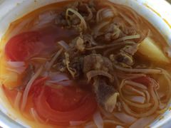 越式酸汤肥牛粉-探越越南牛肉粉(江南西分店)