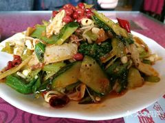 -陈熹公民族美食文化餐厅(中华广场店)