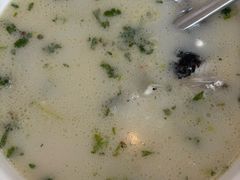 -美顺香食府鱼头老店(雪野湖店)