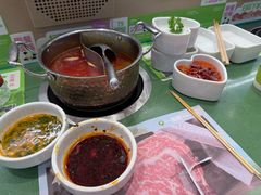 -一围肥牛小火锅(高铁吾悦店)