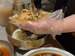 -草家酱蟹炭火烤肉店(珲春南路一店)