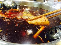 -肖肖酸萝卜鱼火锅(总店)