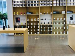 店内环境-华为授权体验店(中山公园来福士)