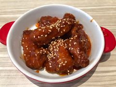 -必胜客(证大大拇指店)