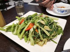-乾坤饭店